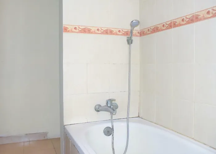 Hotel Reddoorz Near Ngurah Rai Airport