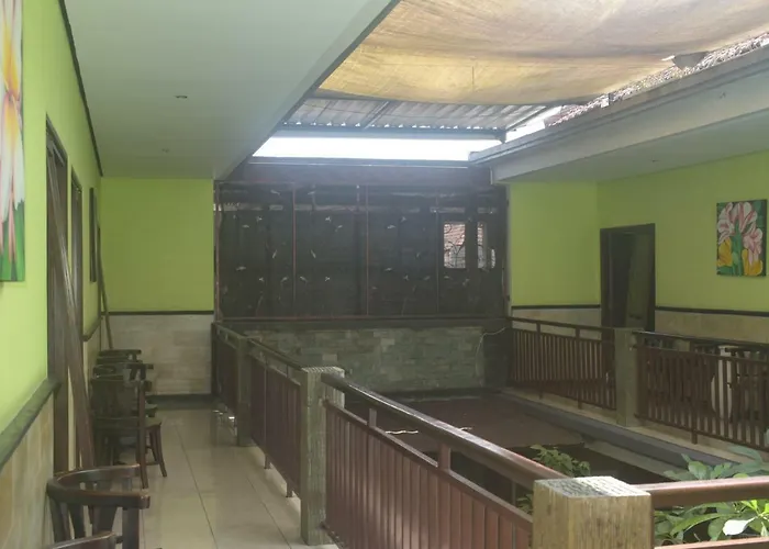 Hotel Reddoorz Near Ngurah Rai Airport Kuta Lombok